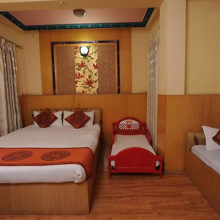 Acme Guest House Катманду Екстер'єр фото