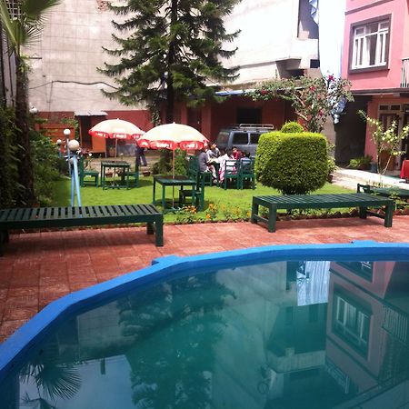 Acme Guest House Катманду Екстер'єр фото