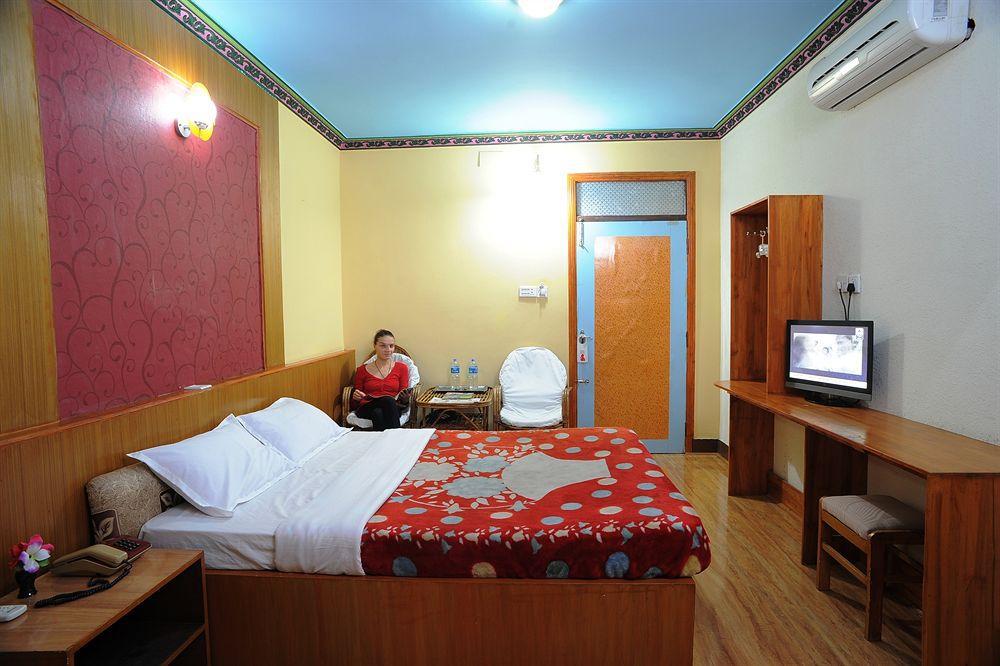 Acme Guest House Катманду Екстер'єр фото