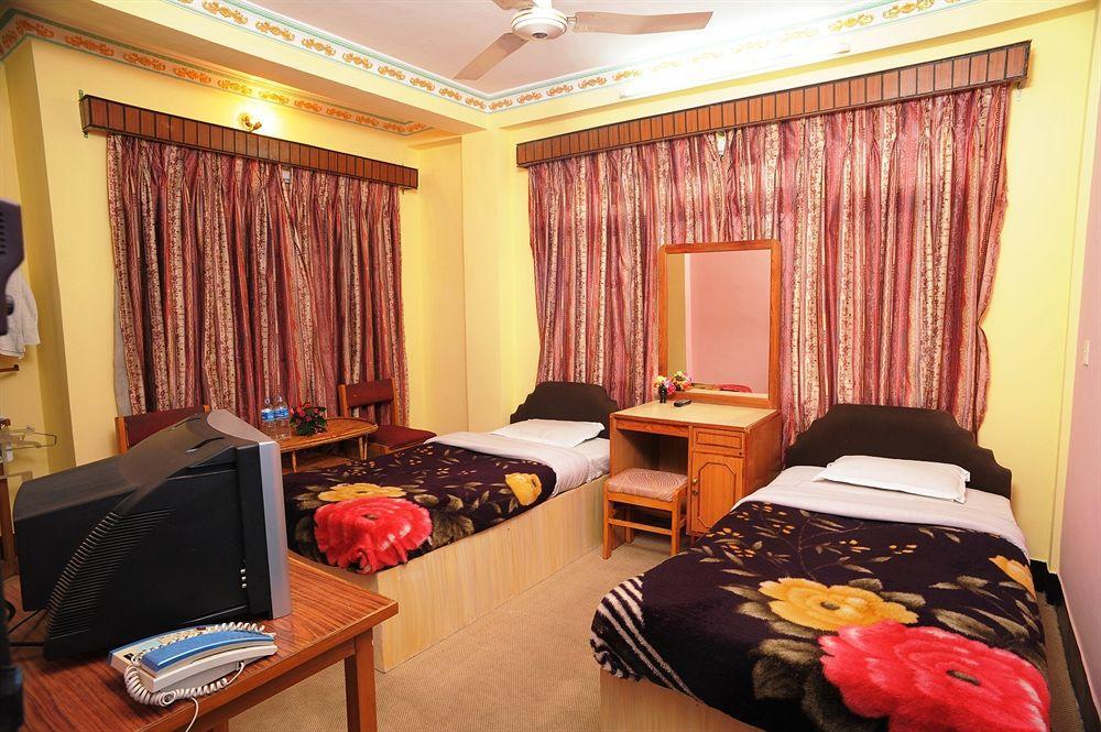 Acme Guest House Катманду Екстер'єр фото