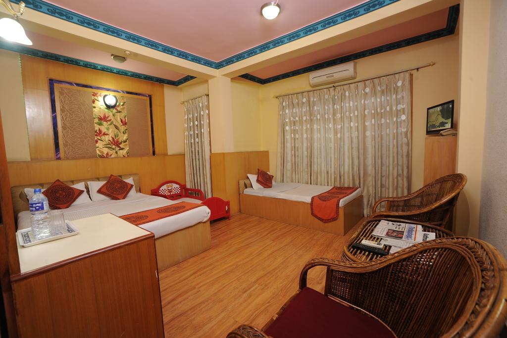 Acme Guest House Катманду Екстер'єр фото