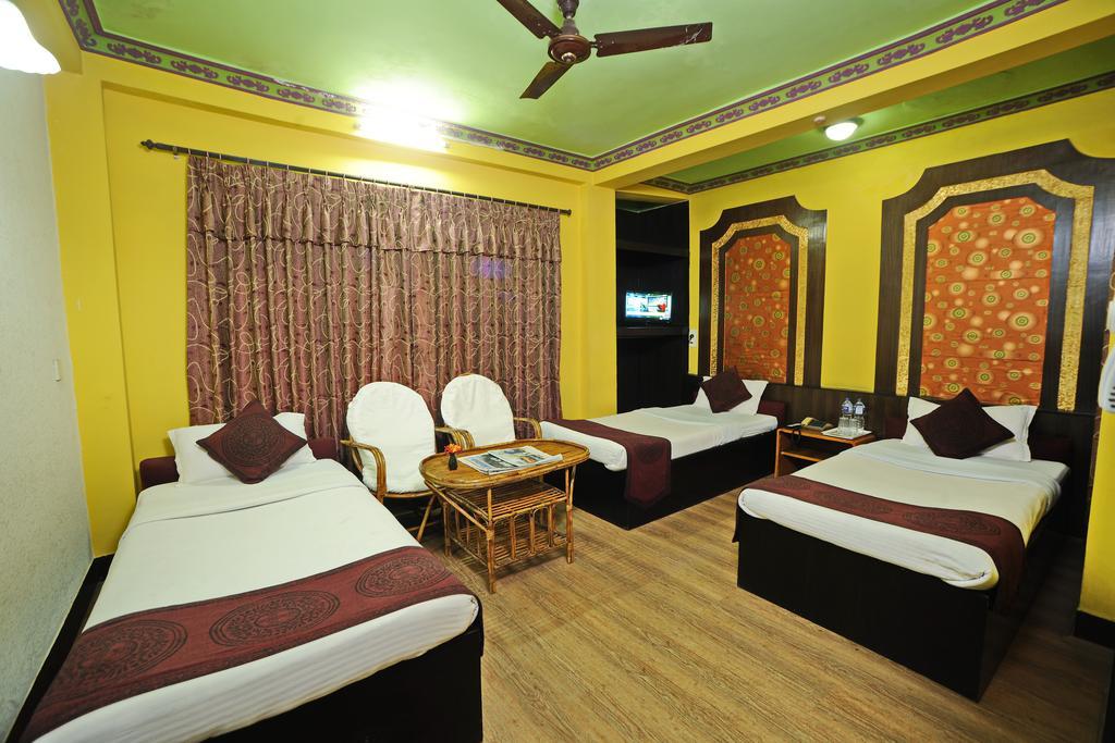 Acme Guest House Катманду Екстер'єр фото