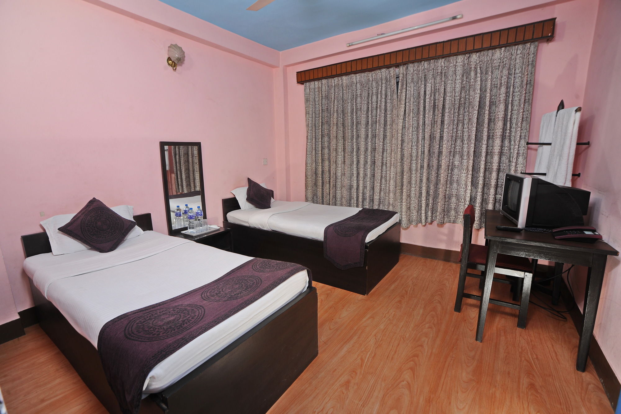 Acme Guest House Катманду Екстер'єр фото