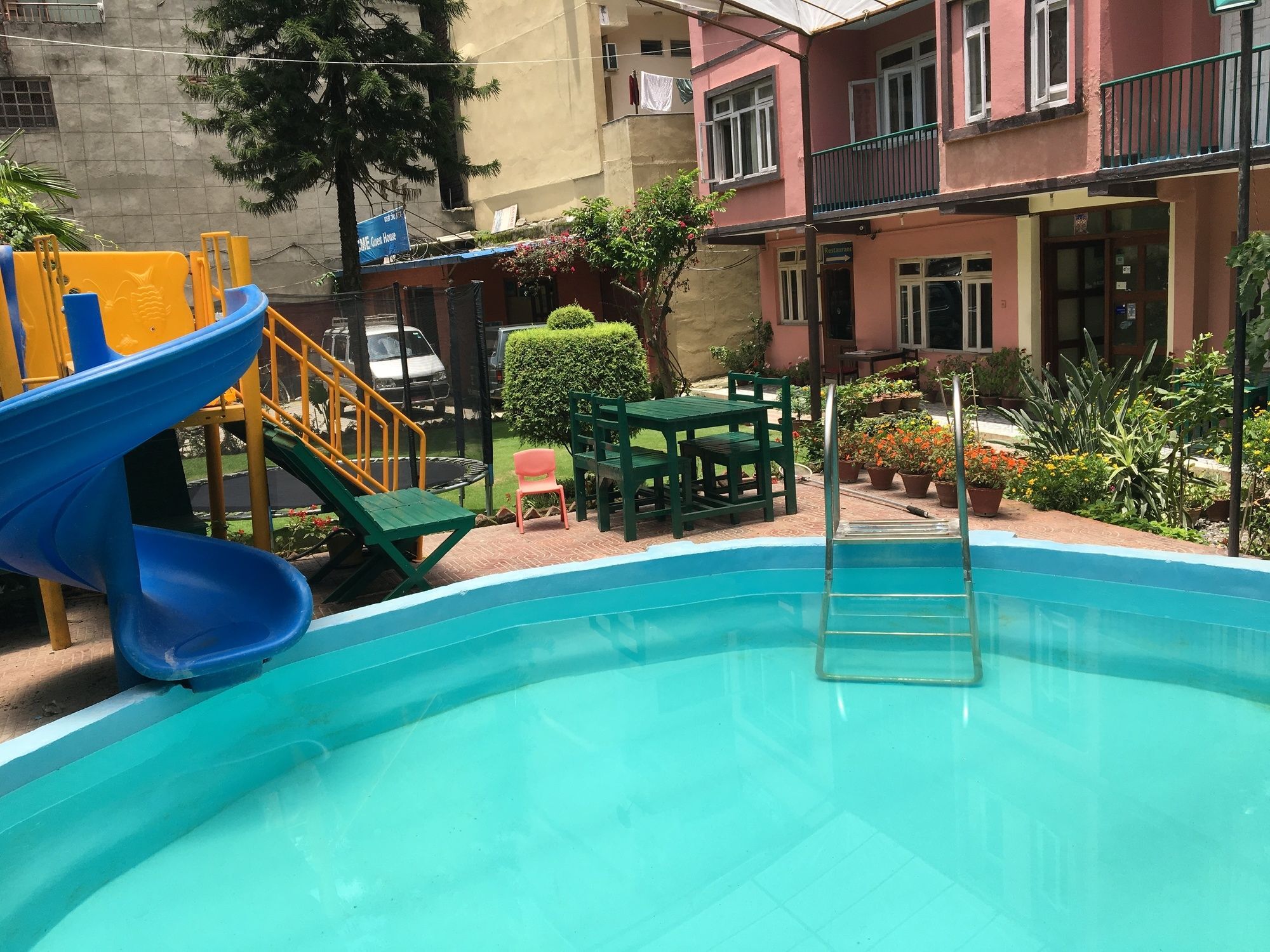 Acme Guest House Катманду Екстер'єр фото