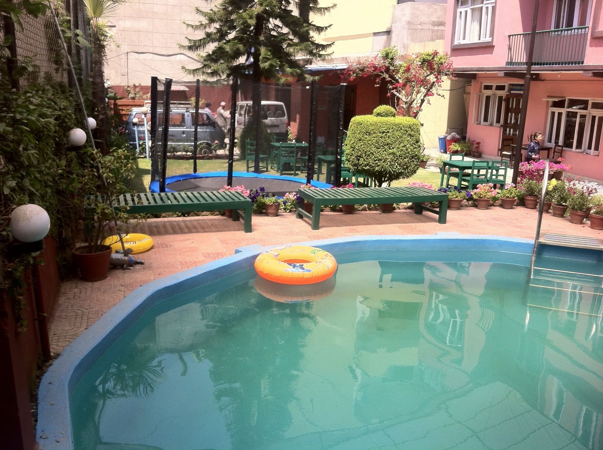 Acme Guest House Катманду Екстер'єр фото